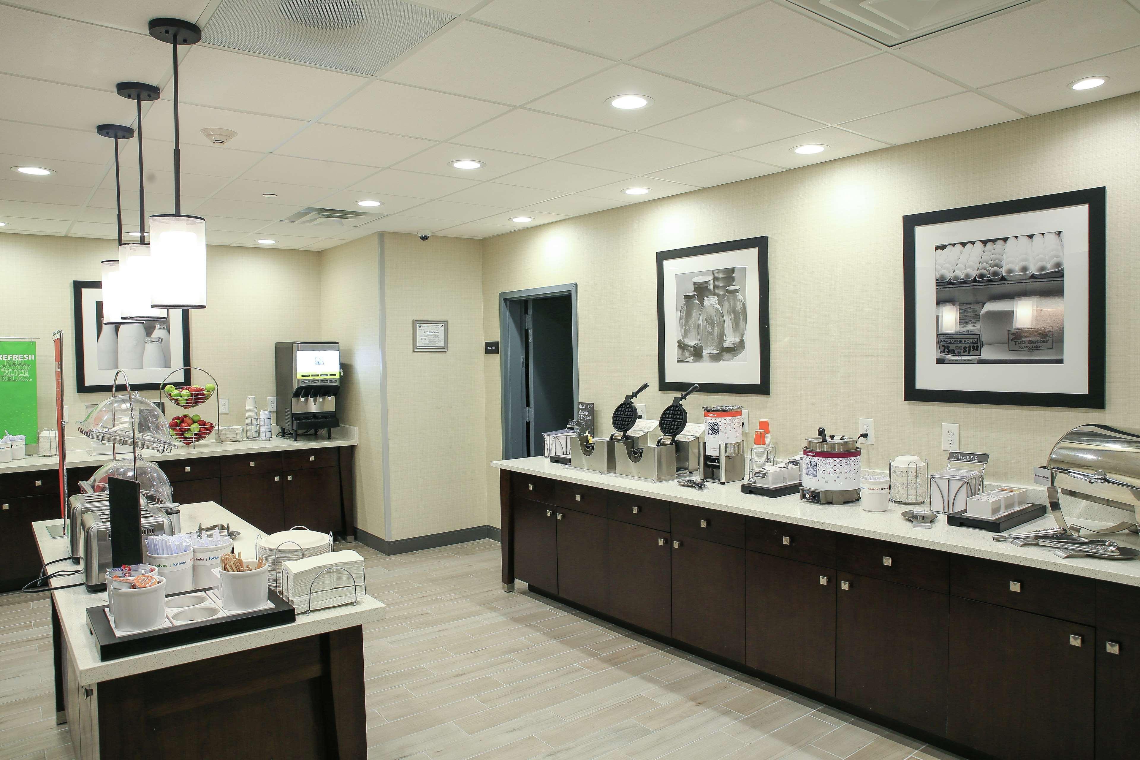 Hampton Inn & Suites Mount Laurel/Moorestown מראה חיצוני תמונה