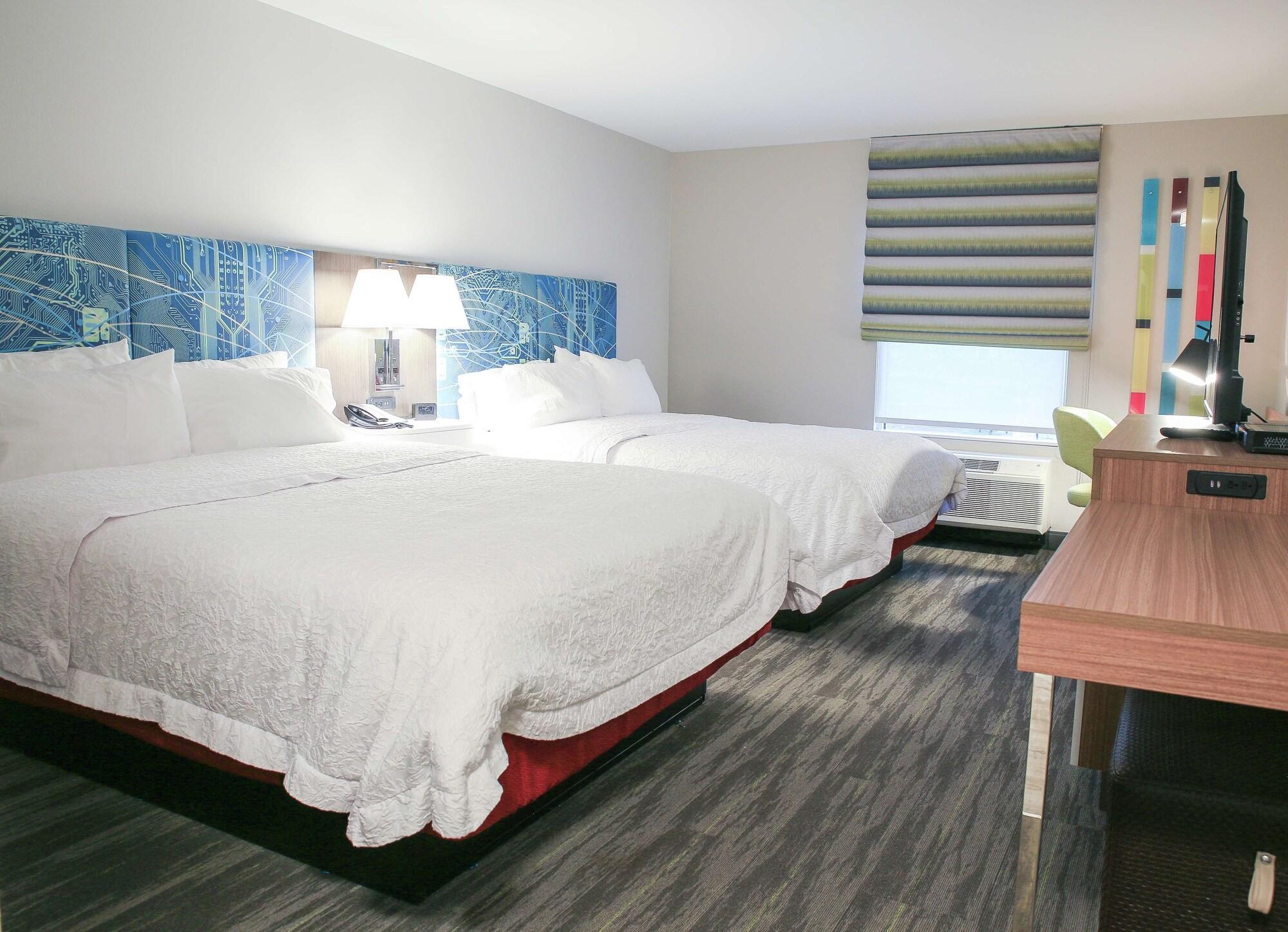 Hampton Inn & Suites Mount Laurel/Moorestown מראה חיצוני תמונה