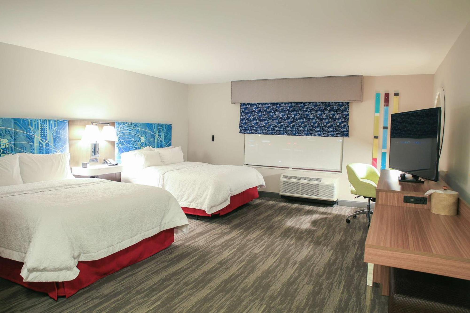 Hampton Inn & Suites Mount Laurel/Moorestown מראה חיצוני תמונה